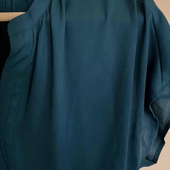 Apt 9 V neck Henley Blouse Size XL - Picture 2 of 6